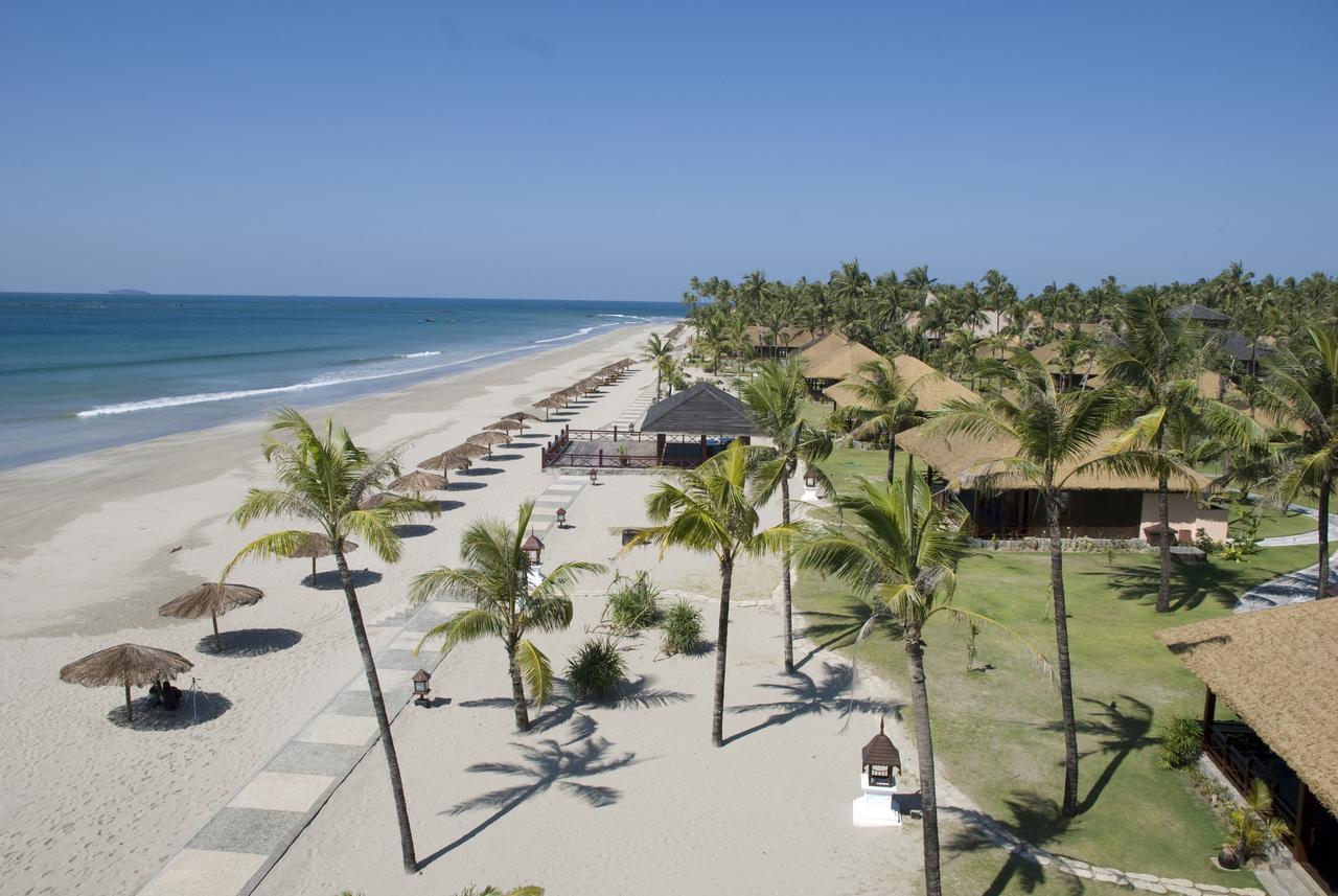 Aureum Palace Hotel & Resort Ngwe Saung Ngwesaung Exterior foto