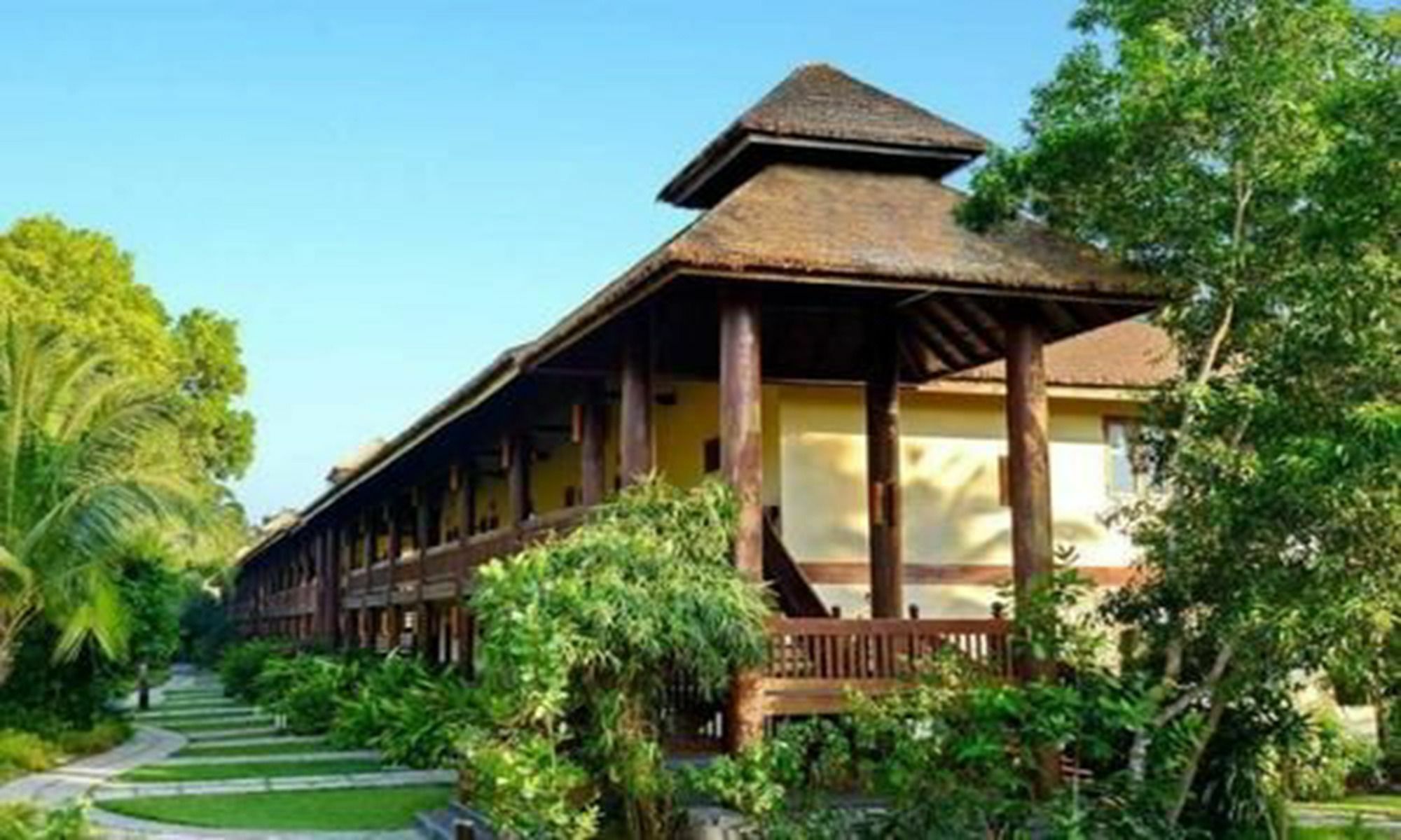 Aureum Palace Hotel & Resort Ngwe Saung Ngwesaung Exterior foto